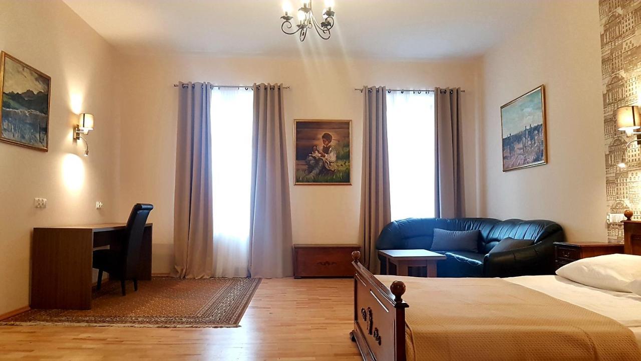 Euro Aparthotel Tarnów Dış mekan fotoğraf