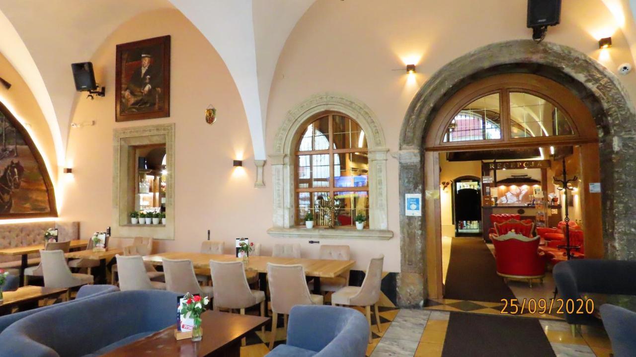 Euro Aparthotel Tarnów Dış mekan fotoğraf