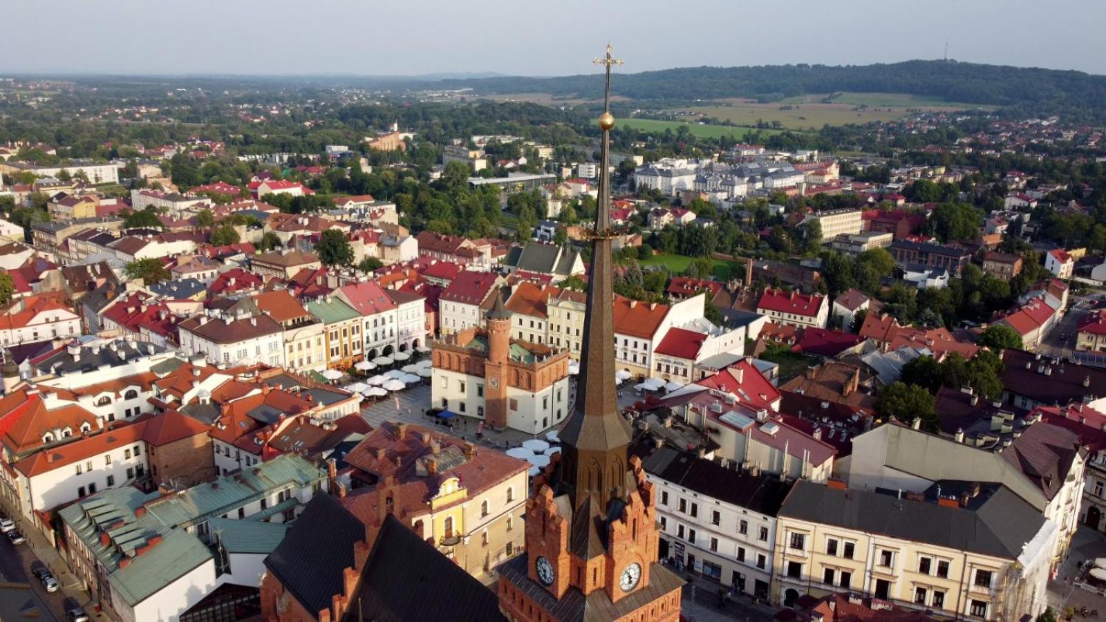 Euro Aparthotel Tarnów Dış mekan fotoğraf
