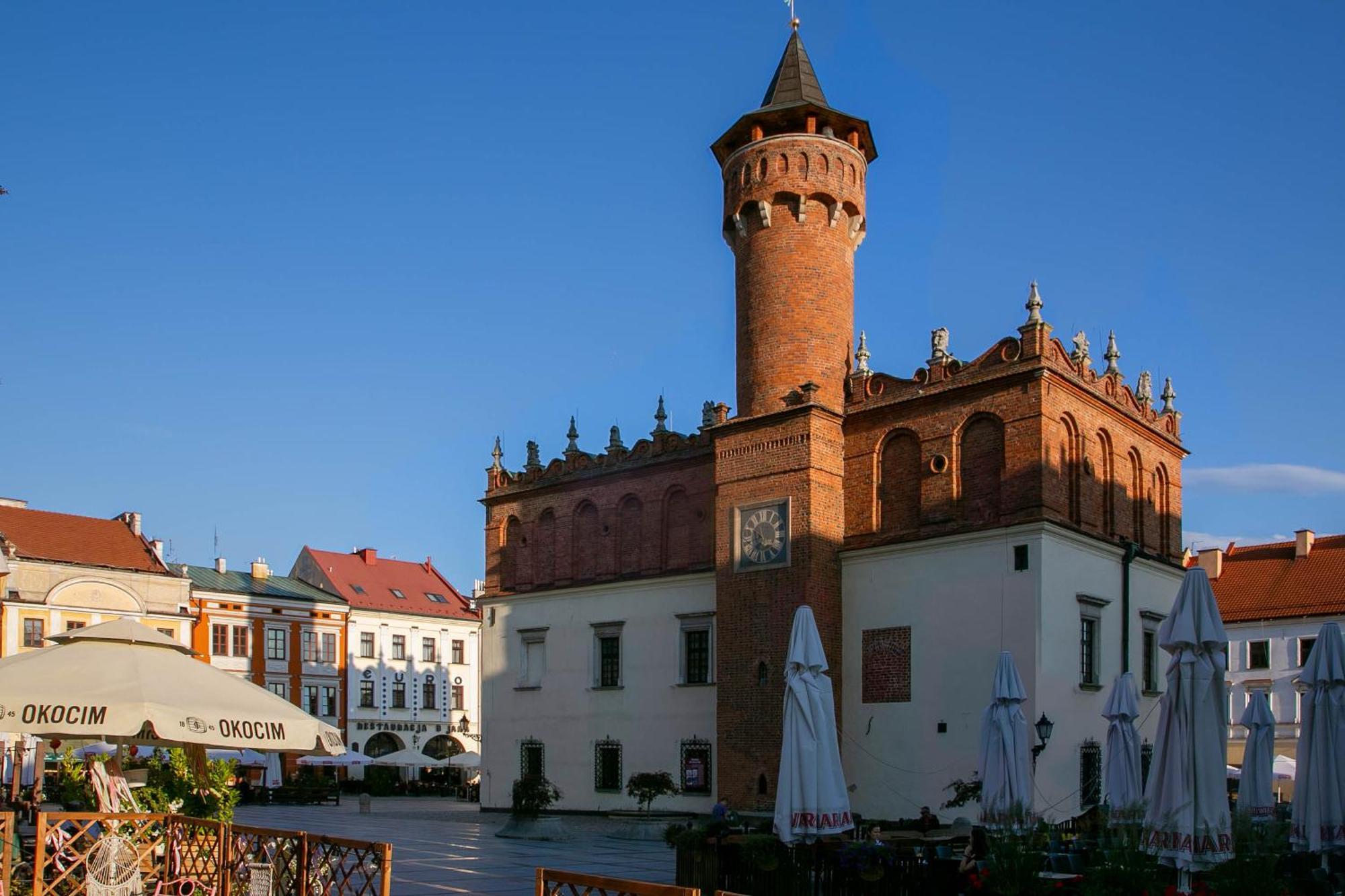 Euro Aparthotel Tarnów Dış mekan fotoğraf