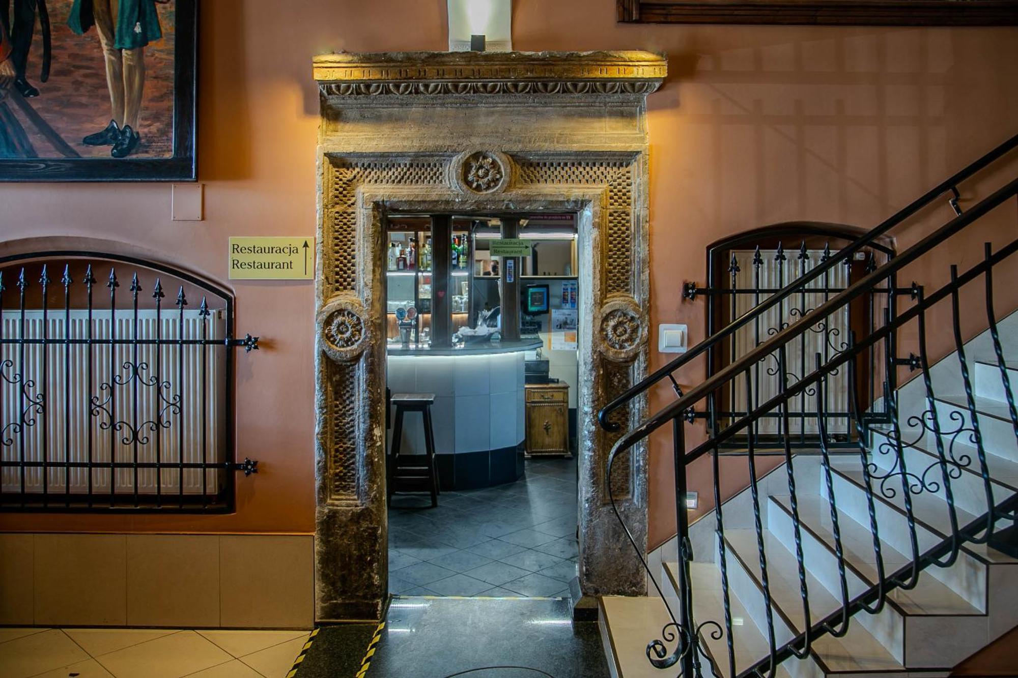 Euro Aparthotel Tarnów Dış mekan fotoğraf