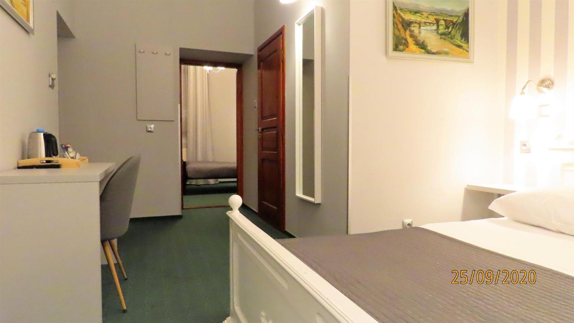 Euro Aparthotel Tarnów Oda fotoğraf